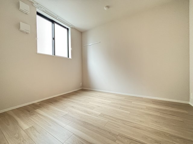拡大写真:Forest Monzencho East 2階205のその他