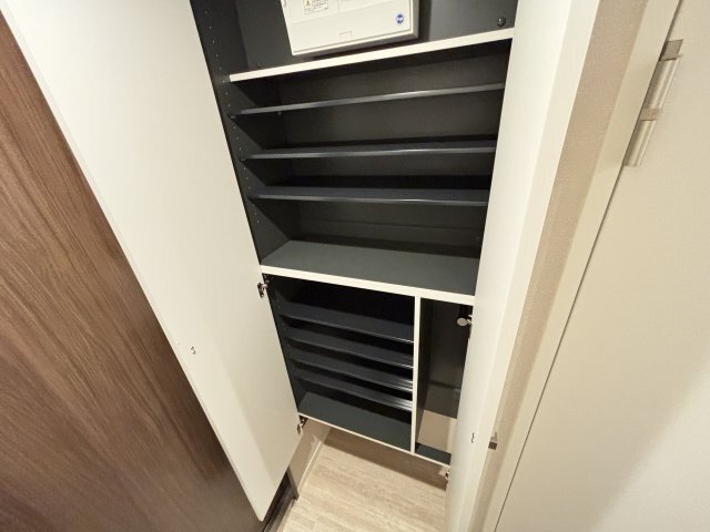 拡大写真:Forest Monzencho East 3階303のその他