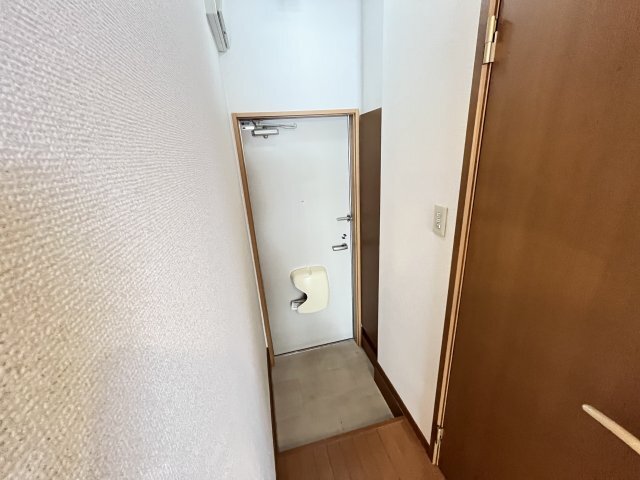 拡大写真:ディーフレア南本町 1階101の玄関