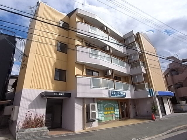 シャトー栄根Ⅱの外観