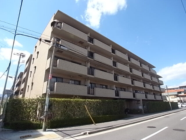 NTPRレジデンス甲子園四番町の外観