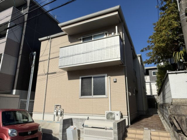 拡大写真：D-roomクロス 1階103の建物外観