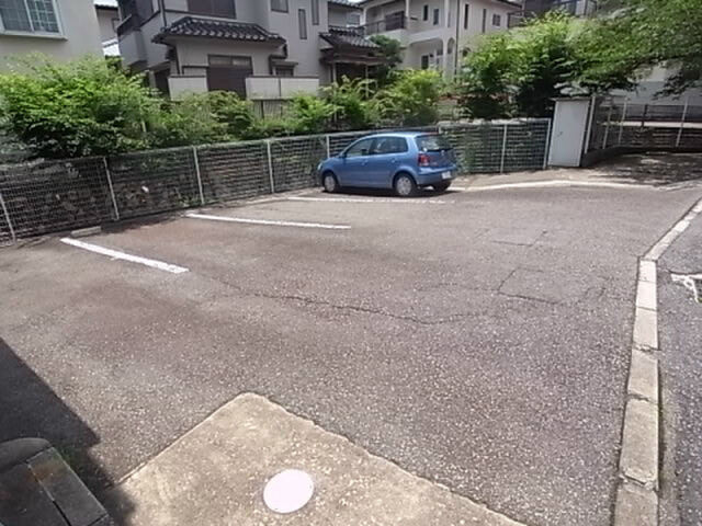 拡大写真:ヴォーン武庫山 1階101の駐車場