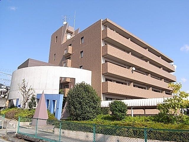アルウェットグランドステージの外観