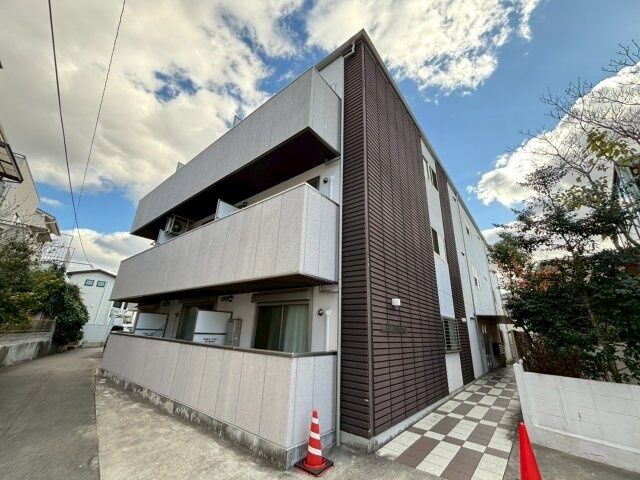 拡大写真：グランツ石橋 3階305の建物外観