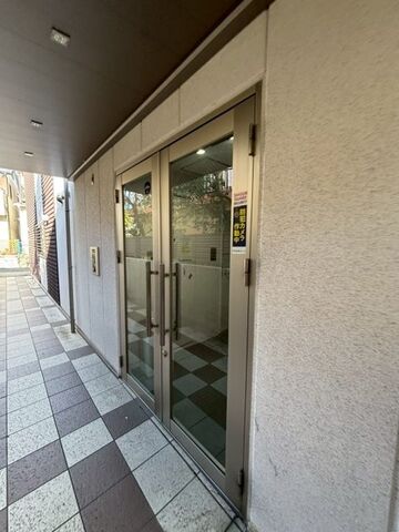 拡大写真：グランツ石橋 3階305のエントランス