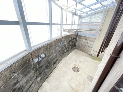 拡大写真:宝塚市小林3丁目 1階-のバルコニー