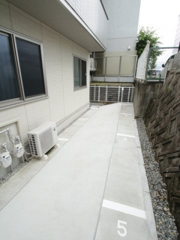 拡大写真：D-roomクロス 1階103のバルコニー