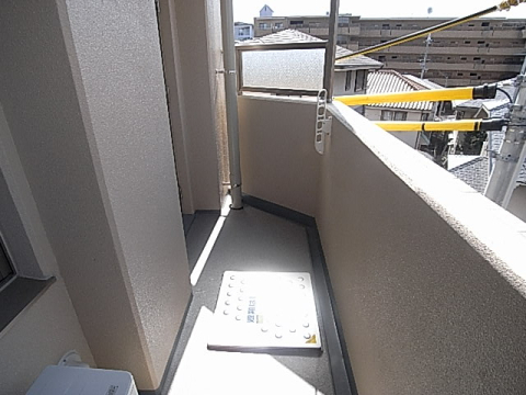 拡大写真:アメニティコート夙川 2階204のバルコニー