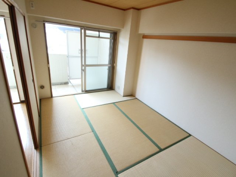 拡大写真:インペリアル花屋敷 4階404の和室