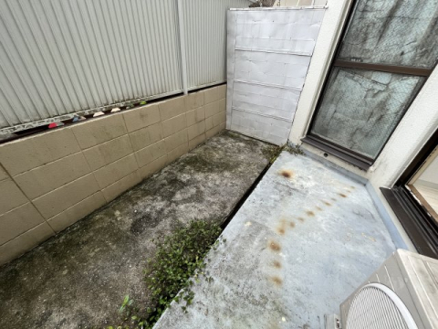 拡大写真:ジョイ甲子園 1階102の庭