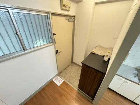 拡大写真:宝塚市小林2丁目 4階402の玄関