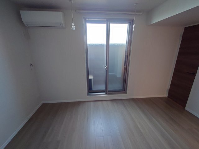 拡大写真:Shamaison Ecracie大屋町 4階403の寝室