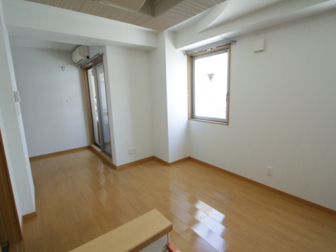拡大写真:川西市小花2丁目 4階402のその他部屋・スペース