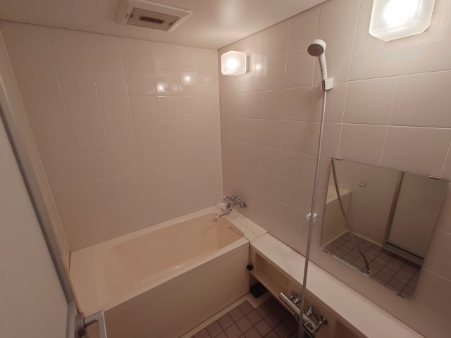 拡大写真:ルーア芦屋 3階306のバス・シャワールーム