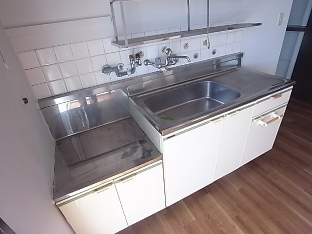 拡大写真:仁川マンション 3階301のキッチン