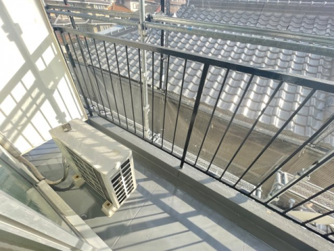 拡大写真:甲子園ピース 3階305のバルコニー