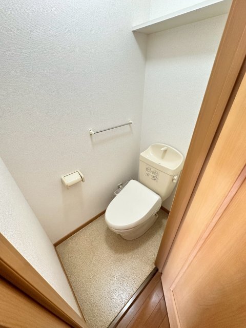 拡大写真:サンリットヒルC・D棟 1階C103のトイレ