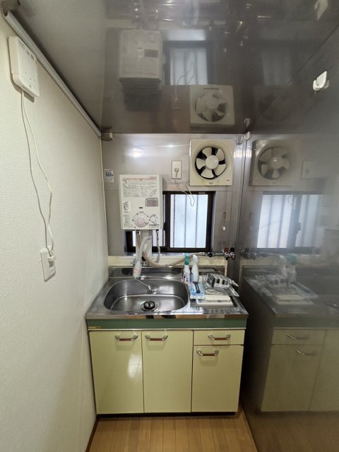 拡大写真：栄町3-5テラスハウス 1階1のキッチン
