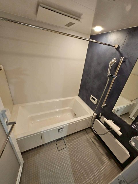 拡大写真:D-residence荘園 B 3階303のバス・シャワールーム