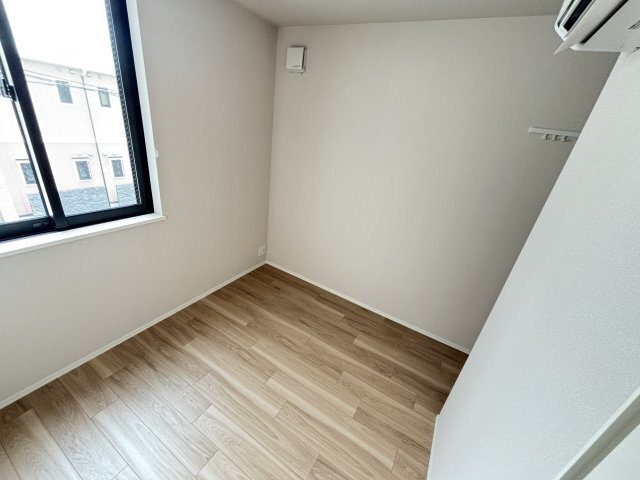 拡大写真：Forest Monzencho East 2階203のその他