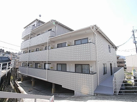 拡大写真:メゾン鼓ヶ滝 3階315のバルコニー