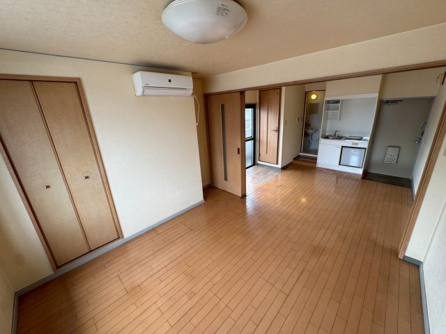 拡大写真:オーナーズマンション鉢塚 4階401の洋室