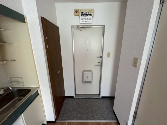 拡大写真:池田グリーンハイツ 2階202の玄関