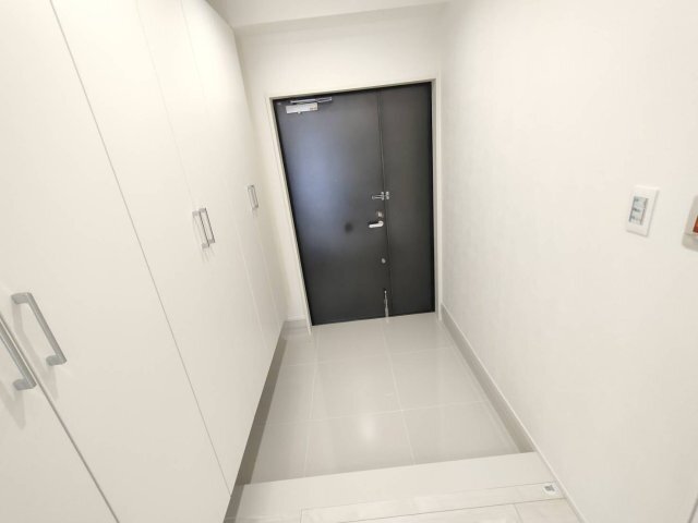 拡大写真:グランディール夙川 6階601の玄関