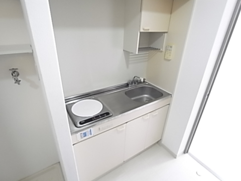 拡大写真:ベルグラン宝塚 3階302のキッチン
