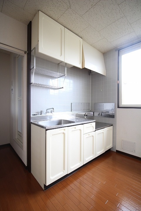 拡大写真:708B 2階202の退去前のため、別部屋のお写真です。