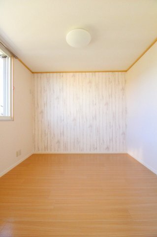 拡大写真:708B 2階202の退去前のため、別部屋のお写真です。