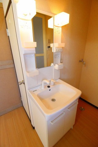 拡大写真:708B 2階202の退去前のため、別部屋のお写真です。