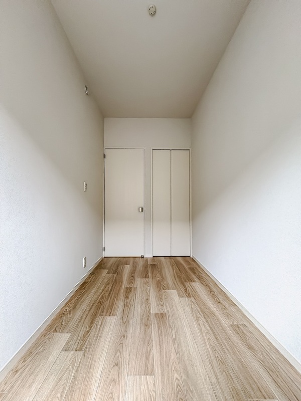 拡大写真:Vesna 1階Dの使いやすいリビングです