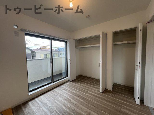 拡大写真:ジーメゾン狭山東三ツ木トレリーヴ 3階301の個人の部屋や寝室として使える洋室です