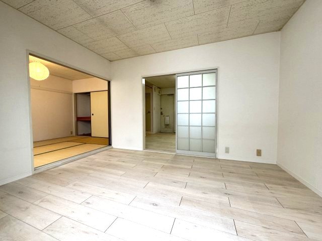 拡大写真:梨の木ハイツ 2階B201の洋室です