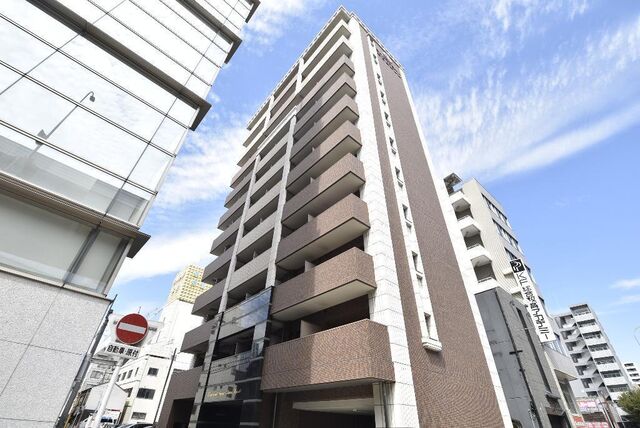 ライジングコート名古屋駅前東の外観