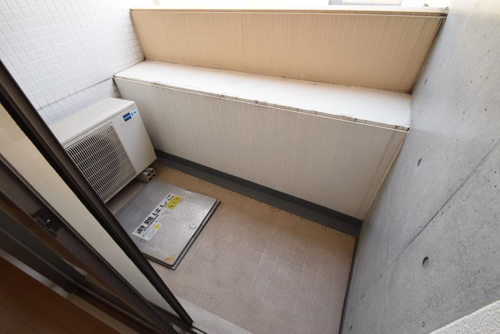 拡大写真：シャトーアンドホテル名駅南Ⅱ 10階1002のバルコニー