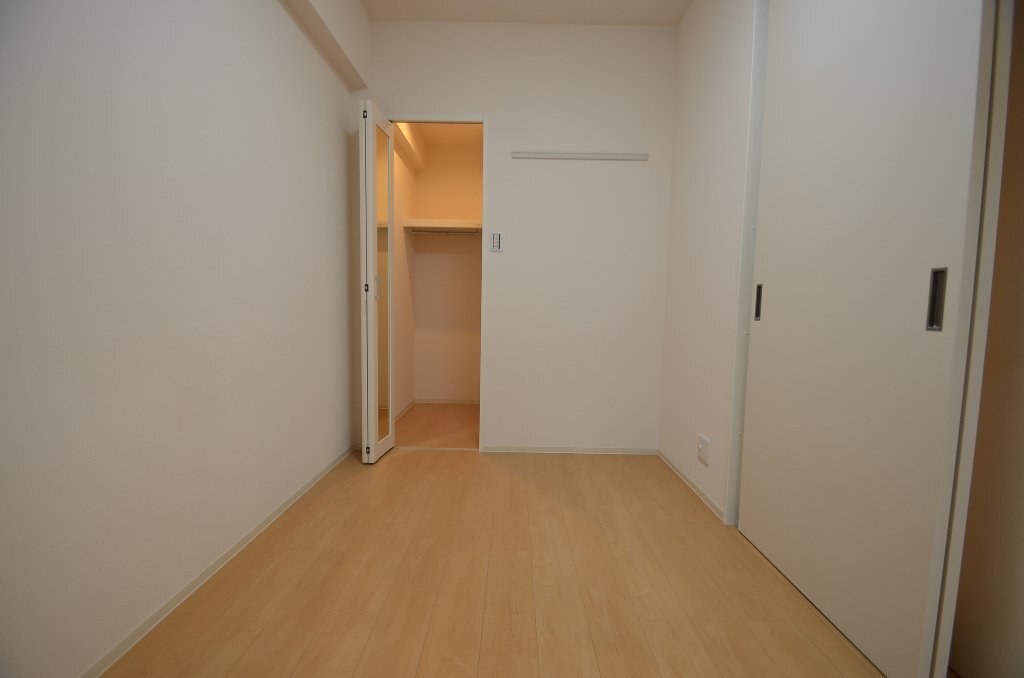拡大写真：Naviglio　Palazzo 9階901の洋室