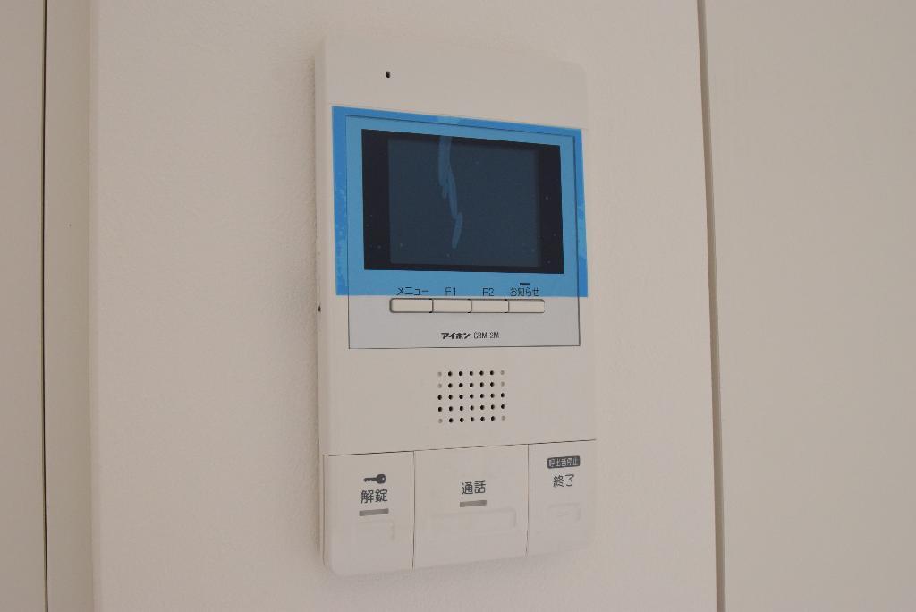 拡大写真:LUORE大曽根 4階402のカメラ付インターホン