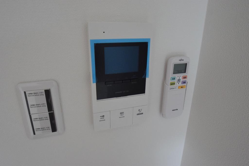 拡大写真:オークスクエア吹上 6階603のカメラ付インターホン