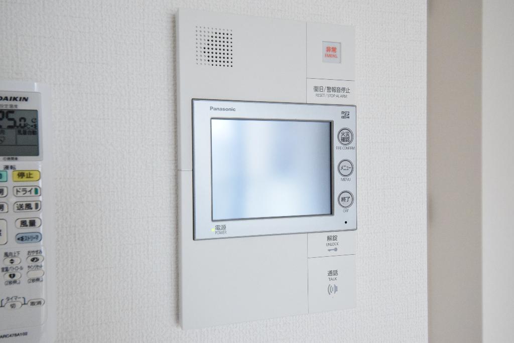 拡大写真:アドバンス名古屋ブランシュ 11階1105のカメラ付インターホン