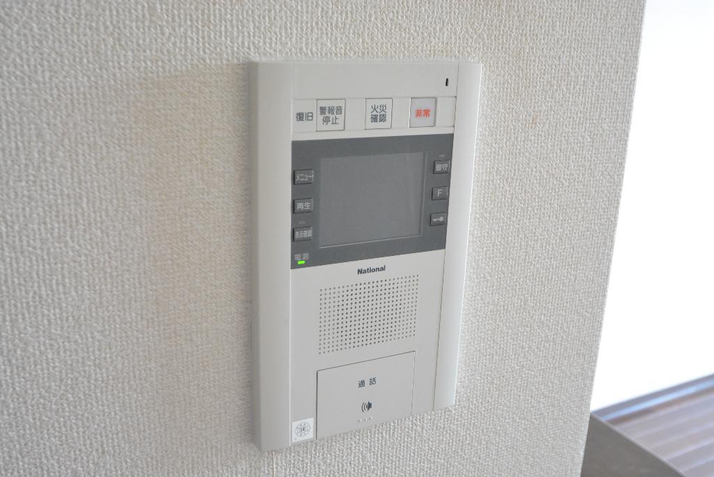 拡大写真:ライジングコート名古屋駅前東 9階901のカメラ付インターホン