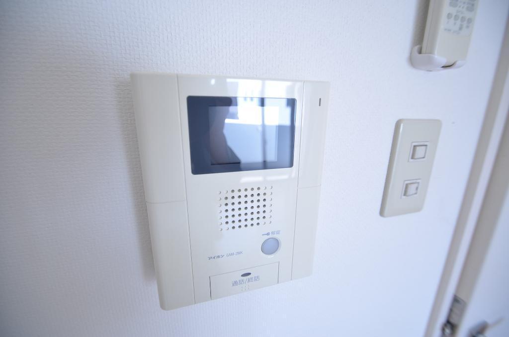 拡大写真:meLiV桜山 3階313のカメラ付インターホン