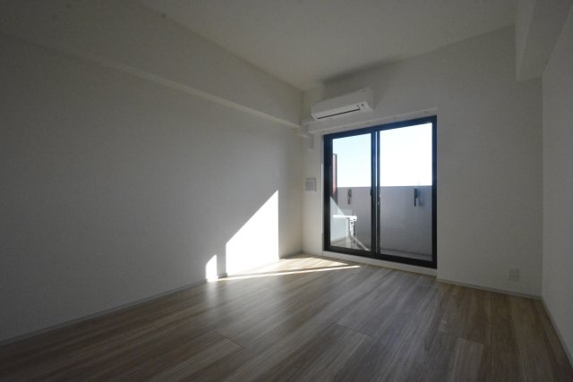 拡大写真:S-RESIDENCE堀田駅前futur 2階201の居間