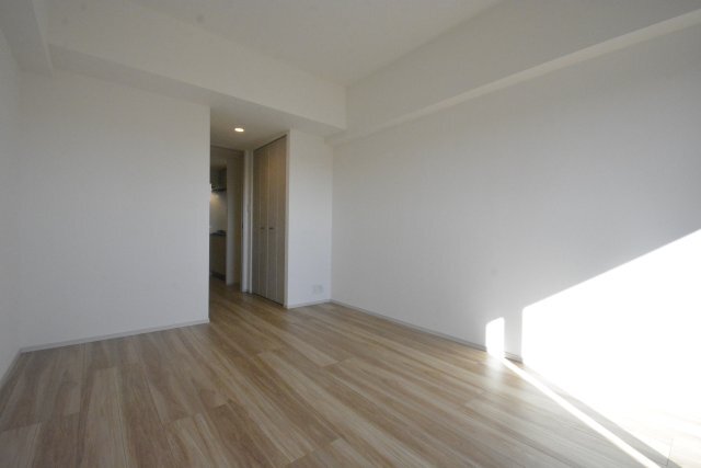 拡大写真:S-RESIDENCE堀田駅前futur 2階201の居間