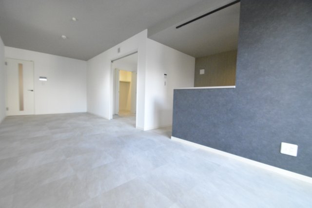 拡大写真:Celenest高岳 4階401の居間