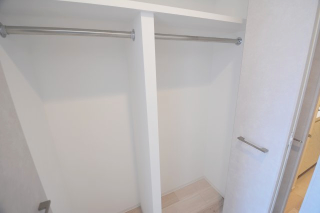 拡大写真:S-RESIDENCE高岳bresa 2階205の収納