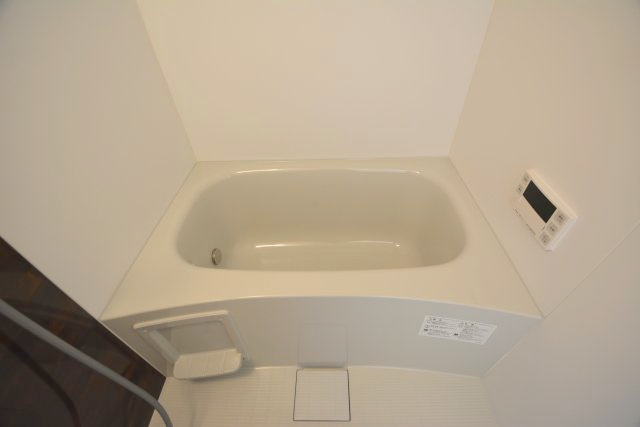 拡大写真:S-RESIDENCE高岳bresa 2階206の風呂