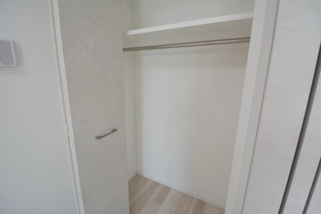 拡大写真:S-RESIDENCE高岳bresa 2階206の収納
